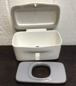 OXO Tot Perfect Pull Wipes Dispenser, White