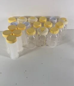 BUNDLE Medela Accessories, 24mm, 27mm -GoodBuy Gear Shop 0d97aa1bcf03dadef0c363e023f16d43