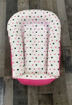 Little Grape Land Baby Lounger -GoodBuy Gear Shop 1794ad3689ffea8fc39e4309d63a59e9