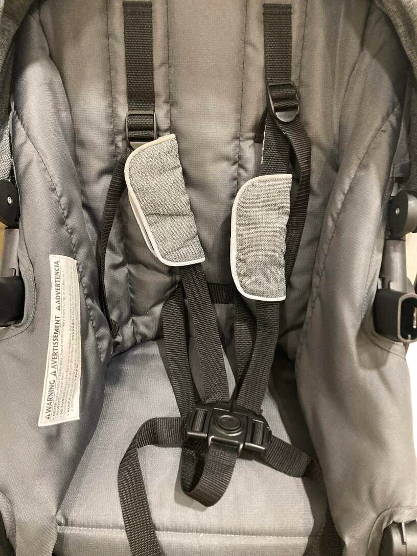 Evenflo Pivot Xpand Double Stroller 4 Evenflo Pivot Xpand Double Stroller - Image 4