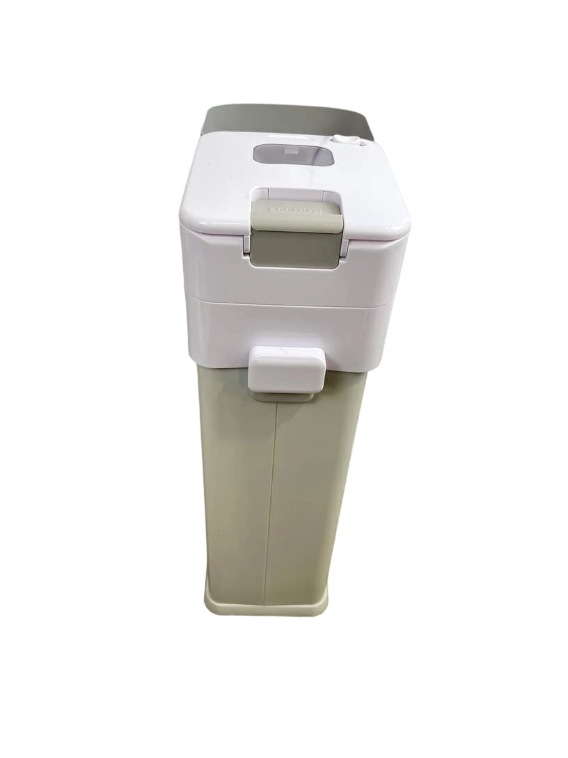Skip Hop Nursery Style Diaper Pail 3 Skip Hop Nursery Style Diaper Pail - Image 3