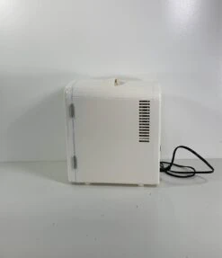 Gourmia Mini Table Top Fridge -GoodBuy Gear Shop 3400c9552d05bb842316c4599842036a