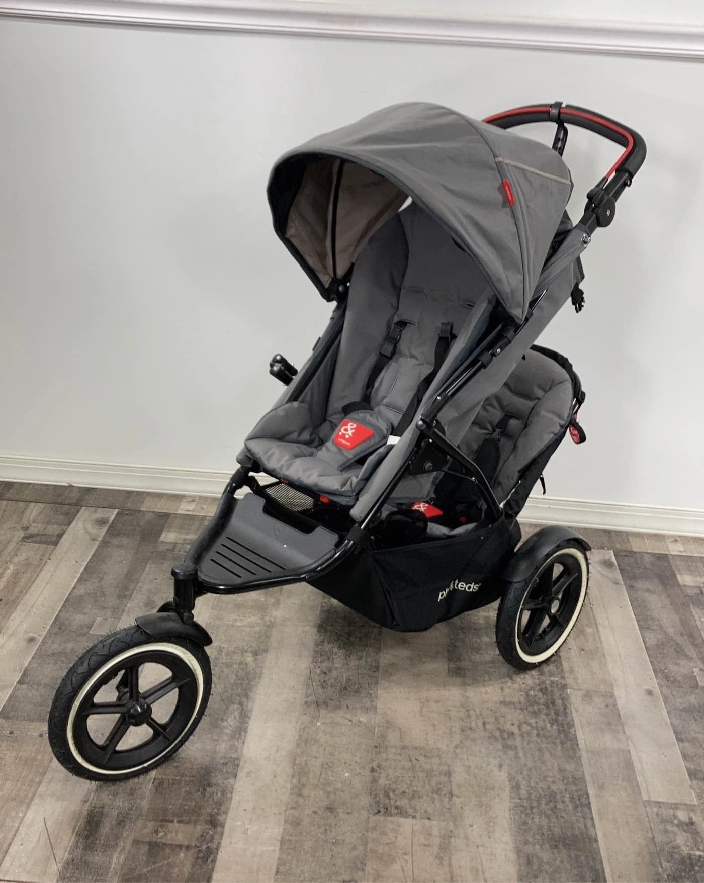 Phil & Teds Navigator 2 Double Stroller Navigator 2 Stroller With Doubles Kit, 2013 1 Phil & Teds Navigator 2 Double Stroller Navigator 2 Stroller With Doubles Kit, 2013