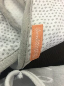 SwaddleMe Original Swaddle Wrap 2pk, Kiss Ya S/M 0-3 Months 11 SwaddleMe Original Swaddle Wrap 2pk, Kiss Ya S/M 0-3 Months -GoodBuy Gear Shop 59214c32cfa012fe57029a78b4a8664b fbc91b59 32d7 482d b497 8f40af9a4650