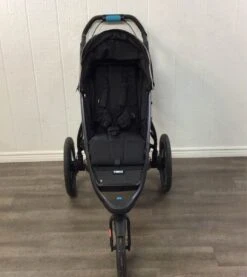 Thule Urban Glide 2 Jogging Stroller, 2018, Black On Black 12 Thule Urban Glide 2 Jogging Stroller, 2018, Black On Black -GoodBuy Gear Shop 61795865ddf0ddfa53175b555791fcdf