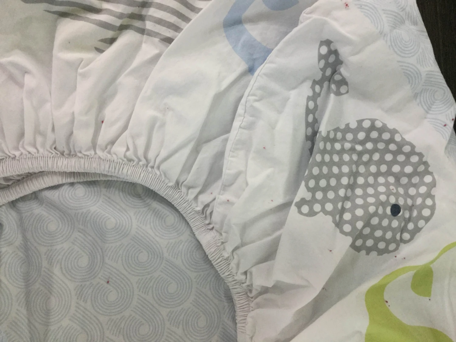 BUNDLE Fitted Crib Sheets 4 BUNDLE Fitted Crib Sheets - Image 4