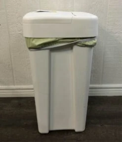 Cloth Diaper Pail, With Two Thirsties Diaper Pail Liners -GoodBuy Gear Shop 813fd489f99547350b7b1ac2bfc1223c