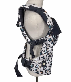 Lillebaby Complete Luxe Embossed Baby Carrier, Desert Leopard -GoodBuy Gear Shop 90e2c5c7 a9f1 44fb af69 ab95997fa2d8
