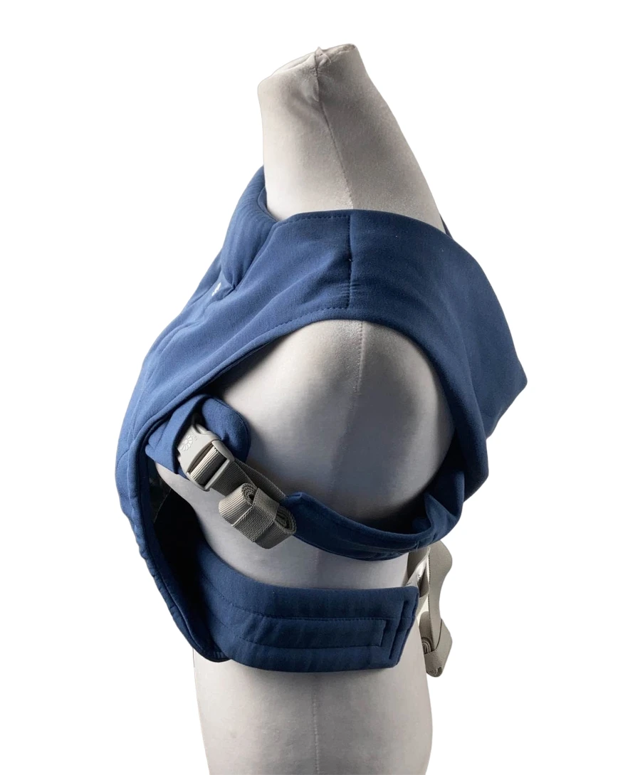 Ergobaby Embrace Baby Carrier, Soft Navy 4 Ergobaby Embrace Baby Carrier, Soft Navy - Image 4