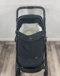 Silver Cross Wave Stroller (Carry Cot Only), 2021 -GoodBuy Gear Shop ca14e563026a3bae71a951b59b6532d1