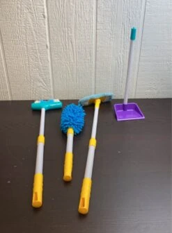 KLT Kids Cleaning Set -GoodBuy Gear Shop e582a8ceddf560c1530f8353aaee4509