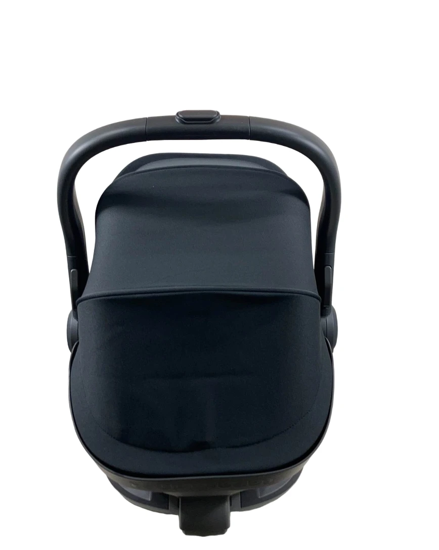 UPPAbaby MESA MAX Infant Car Seat And Base, Jake Charcoal, 2023 3 UPPAbaby MESA MAX Infant Car Seat And Base, Jake Charcoal, 2023 - Image 3