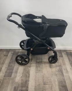 Silver Cross Wave Stroller (Carry Cot Only), 2021 -GoodBuy Gear Shop f102c373e1976a79c4787faf6e76aba9
